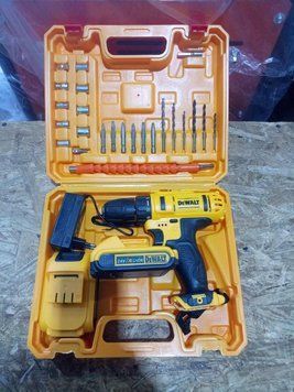 Акумуляторний шурупокрутDeWALT-30 - 24 V (3A&middot;год*2 Акум + заряд. DeWALT-30 фото