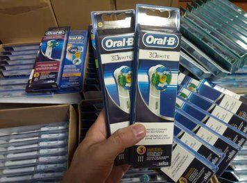 6 шт. Супер ціна! Насадка oral b 3d white Oral-B Орал би 3D White 3д Вайт EB18 для зубної щітки Braun 3D White 6шт фото