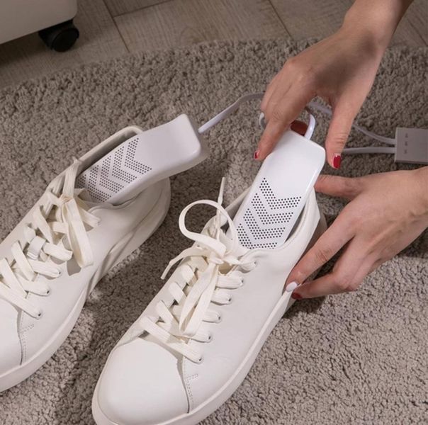 Сушарка для взуття USB shoe dryer з таймером та можливістю підключення через USB USB с таймером 3,6,9 фото