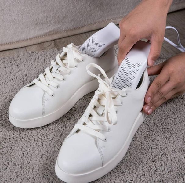 Сушарка для взуття USB shoe dryer з таймером та можливістю підключення через USB USB с таймером 3,6,9 фото